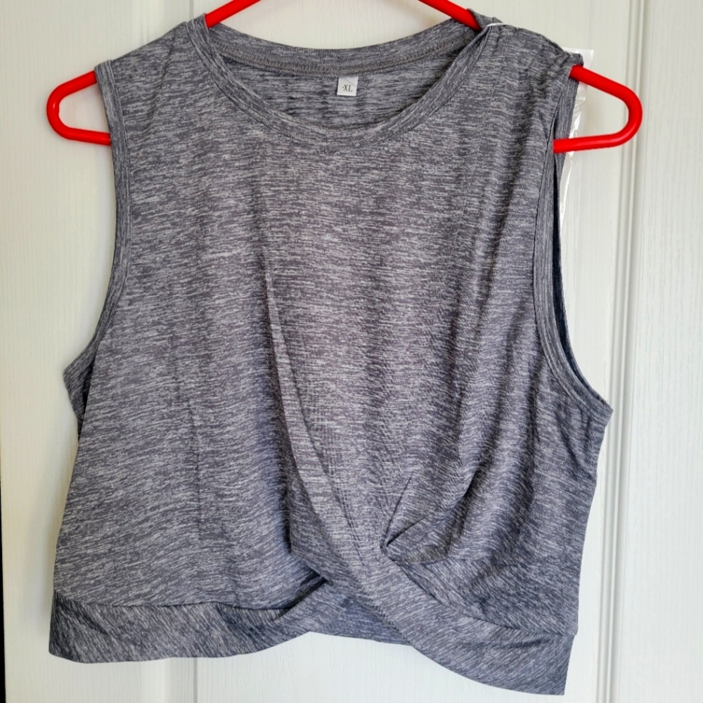ICTIVE women's workout crop top with free hair tie. New in packages XL/LG